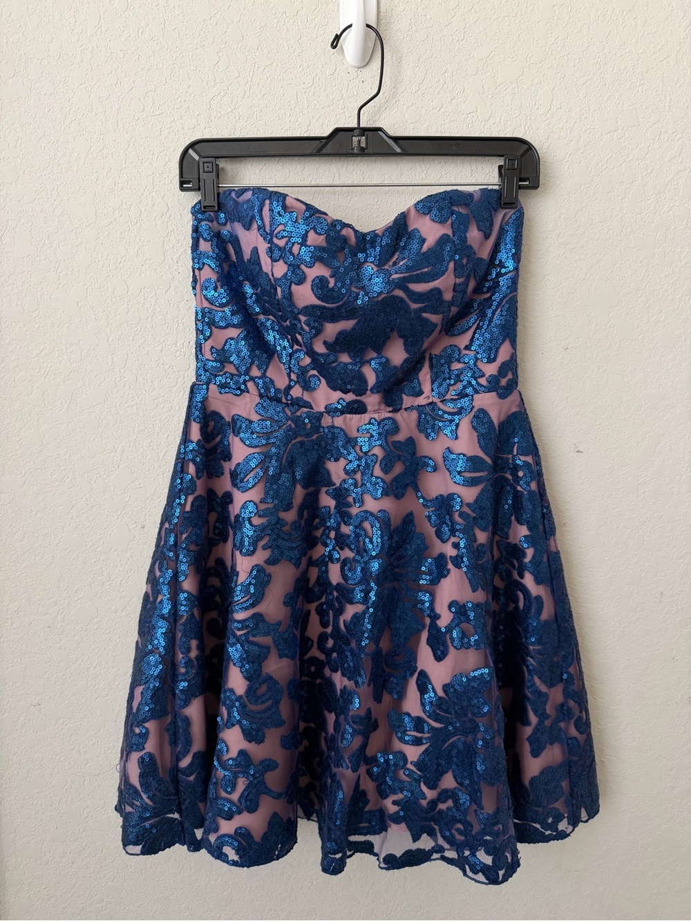 Gianni Bini Strapless Dress with Blue Sequin Overlay Size Small